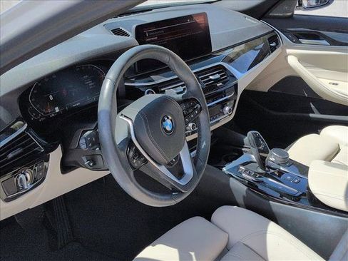 Certified 2023 BMW 540i w/ Premium Package RWD image 8