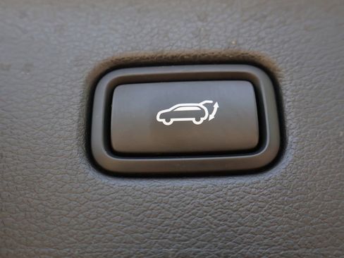 Used 2024 Hyundai Palisade SEL FWD image 22