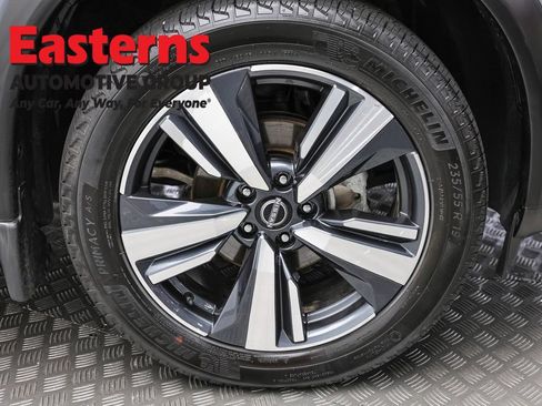 Used 2023 Nissan Rogue SL AWD/4WD image 30