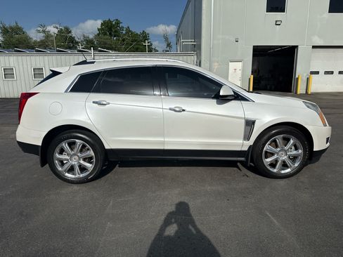 Used 2015 Cadillac SRX Performance w/ Driver Awareness Package FWD image 2