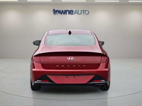 Used 2023 Hyundai Sonata SEL w/ Preferred Accessory Package FWD image 4