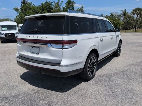 Used 2022 Lincoln Navigator L Black Label AWD/4WD image 3