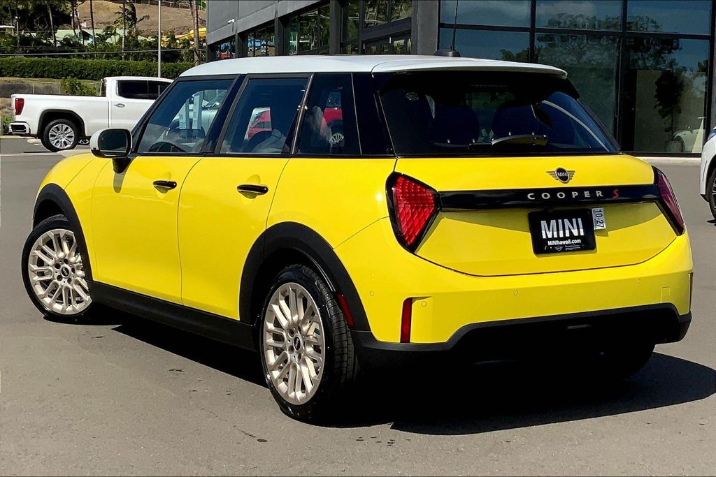 Used 2026 MINI Cooper S FWD image 3