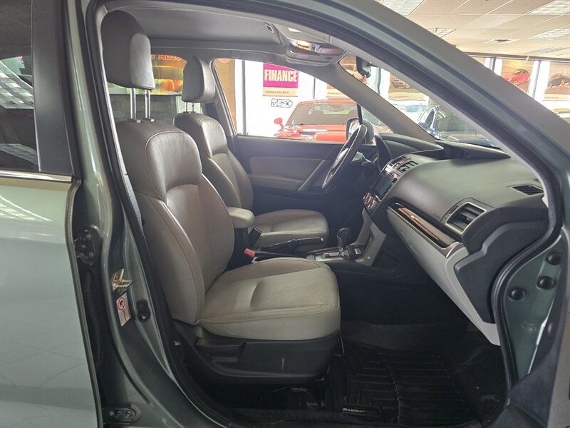 Used 2017 Subaru Forester 2.5i Limited AWD/4WD image 14