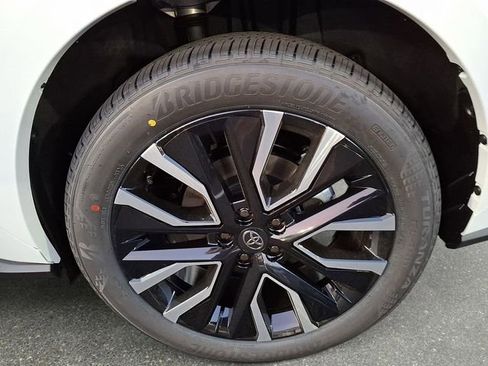 New 2026 Toyota bZ image 5