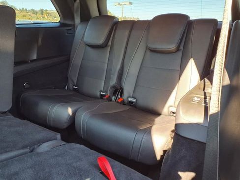 Certified 2025 Mercedes-Benz GLS 450 4MATIC image 18
