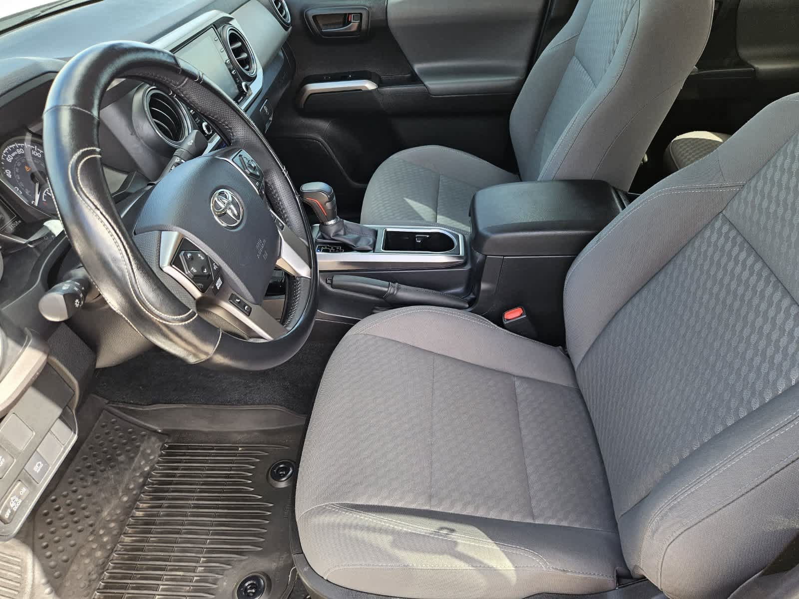 Used 2023 Toyota Tacoma SR5 RWD image 11
