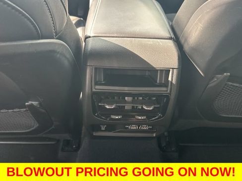 Used 2024 Jeep Grand Cherokee Altitude AWD/4WD image 17