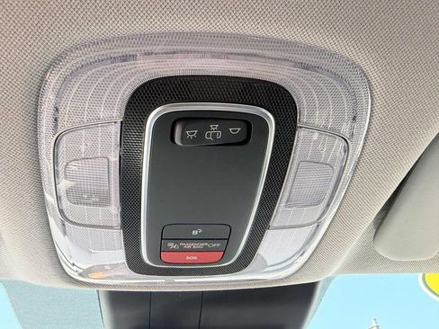 Certified 2023 Hyundai Elantra SEL FWD image 30