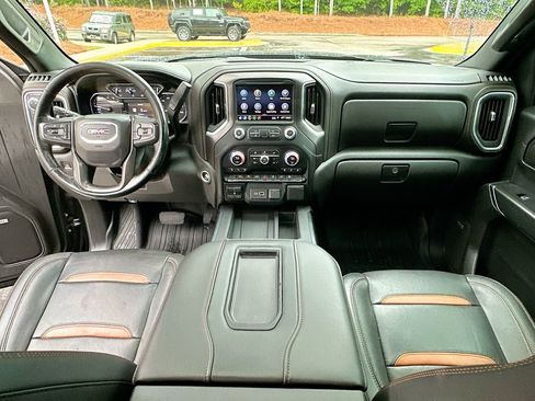 Used 2019 GMC Sierra 1500 AT4 w/ AT4 Premium Package AWD/4WD image 3