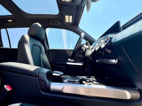 Certified 2023 Mercedes-Benz GLB 250 4MATIC image 16