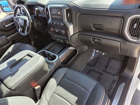 Certified 2021 Chevrolet Silverado 2500 LTZ w/ Z71 Chrome Sport Edition image 16