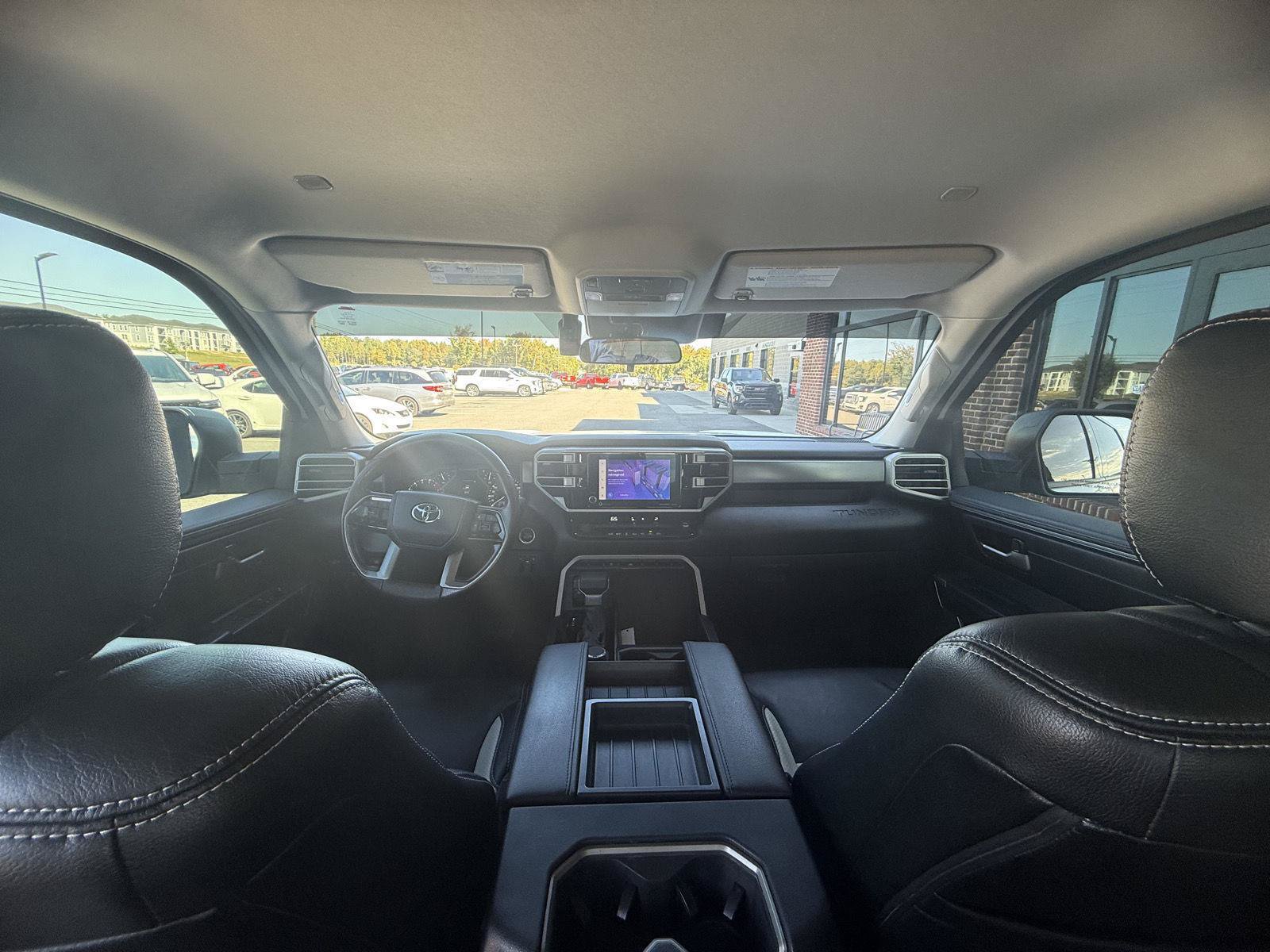 Used 2022 Toyota Tundra SR5 AWD/4WD image 4