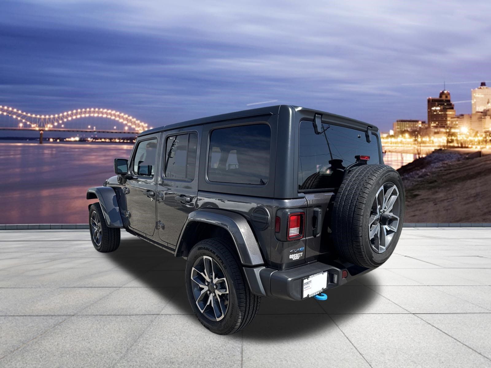 Used 2024 Jeep Wrangler Unlimited AWD/4WD image 3