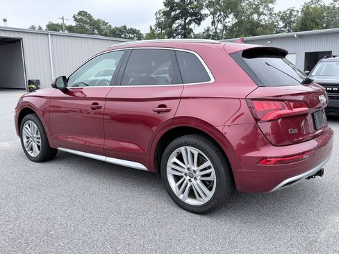 Used 2019 Audi Q5 2.0T Premium Plus w/ Premium Plus Package AWD/4WD image 6