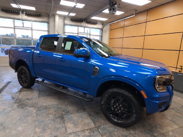 New 2026 Ford Ranger Lariat w/ Black Appearance Package AWD/4WD 360° Tour