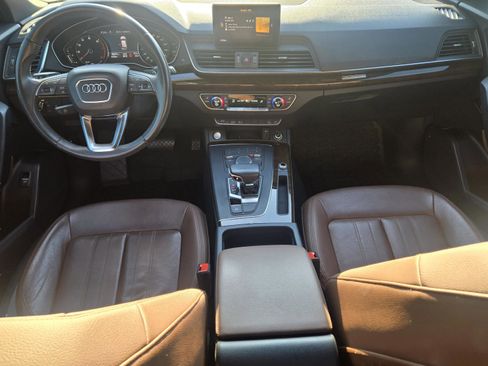 Used 2019 Audi Q5 2.0T Premium w/ Convenience Package image 16