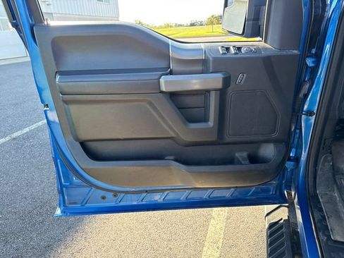 Used 2016 Ford F150 XLT w/ Equipment Group 302A Luxury AWD/4WD image 22