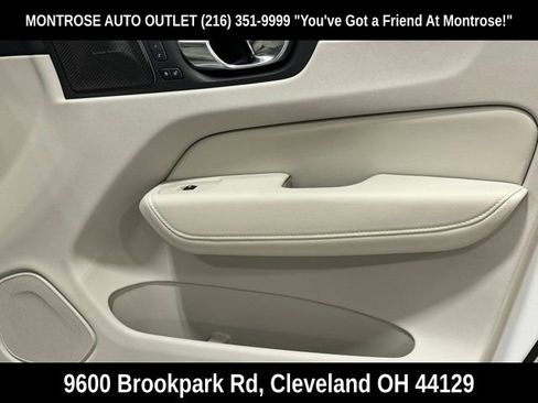 New 2025 Volvo XC60 T8 Ultra w/ Climate Package image 33