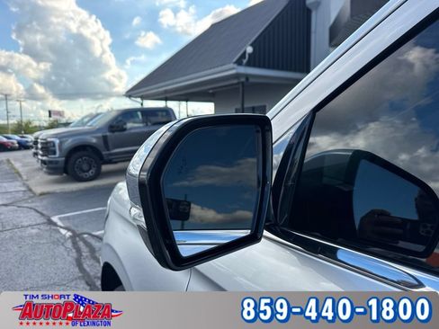Used 2019 Ford Expedition Platinum AWD/4WD image 17