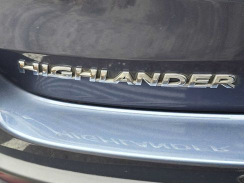 Used 2015 Toyota Highlander Limited Platinum AWD/4WD image 5