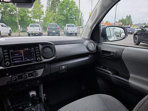 Used 2023 Toyota Tacoma SR RWD image 18