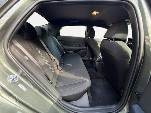 Certified 2025 Hyundai Elantra Sport FWD image 23