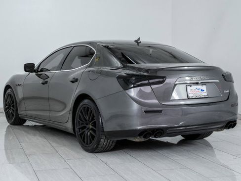 Used 2016 Maserati Ghibli RWD image 8