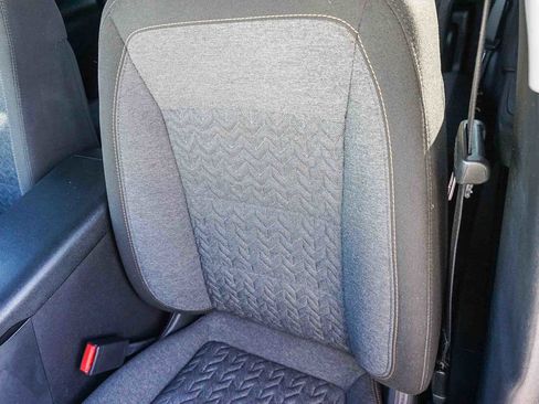 Used 2024 Chevrolet Equinox LT image 20