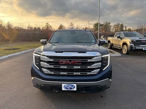 Used 2022 GMC Sierra 1500 SLE image 8