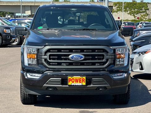 Used 2022 Ford F150 XLT w/ Equipment Group 302A High AWD/4WD image 9