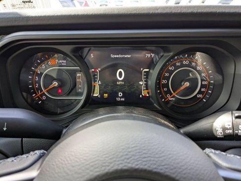 New 2026 Jeep Wrangler Unlimited Rubicon AWD/4WD image 27