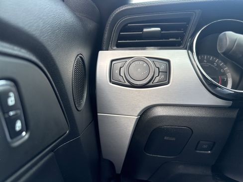 Used 2017 Ford Mustang Premium RWD image 21