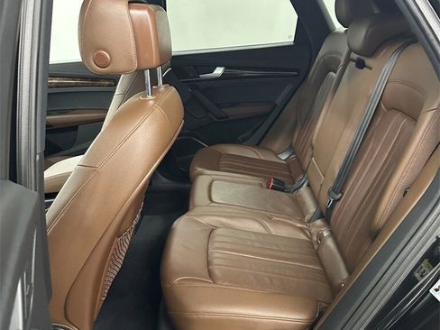 Used 2018 Audi Q5 2.0T Premium Plus w/ Premium Plus Package image 27