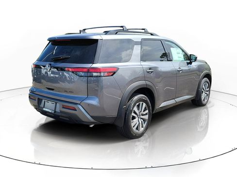 New 2026 Nissan Pathfinder SL AWD/4WD image 2
