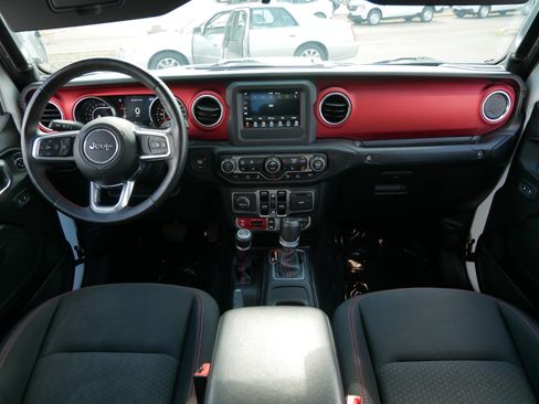 Used 2020 Jeep Gladiator Rubicon w/ Safety Group AWD/4WD image 10