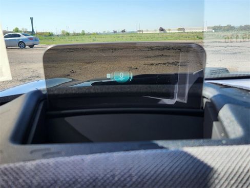 Used 2025 MINI Cooper 2-Door Hardtop image 22