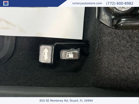 Used 2010 Toyota Corolla S image 17