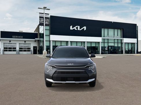 New 2026 Kia Niro EX image 2