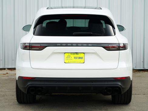 Used 2023 Porsche Cayenne Platinum Edition image 54