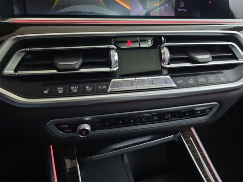 Used 2020 BMW X5 xDrive40i w/ Convenience Package image 27