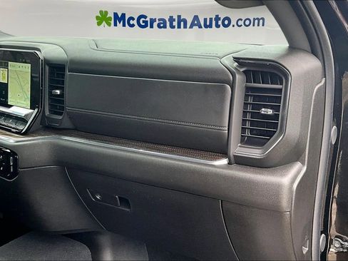 Used 2025 Chevrolet Silverado 1500 LT AWD/4WD image 30