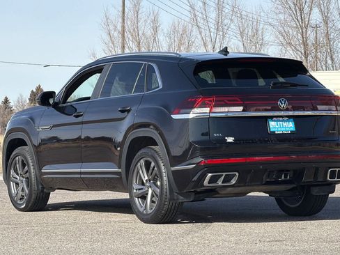 Used 2024 Volkswagen Atlas Cross Sport SEL R-Line image 6