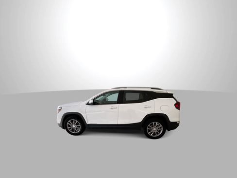 Used 2024 GMC Terrain SLT AWD/4WD image 5