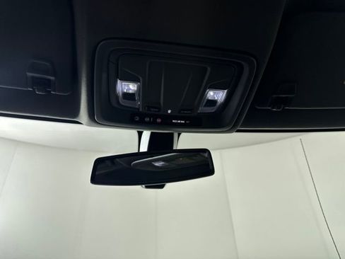 Used 2021 GMC Sierra 1500 SLT image 24