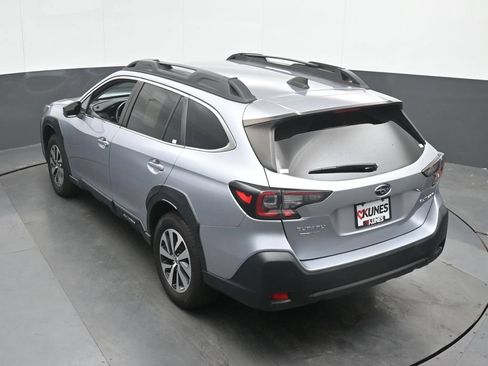 Used 2023 Subaru Outback Premium AWD/4WD image 38
