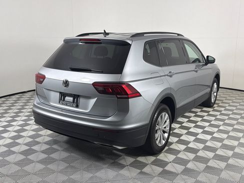 Used 2020 Volkswagen Tiguan S FWD image 5