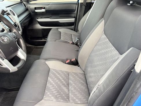 Used 2021 Toyota Tundra SR5 AWD/4WD image 11