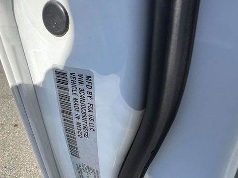 Certified 2022 Jeep Compass Limited w/ Elite Group image 18