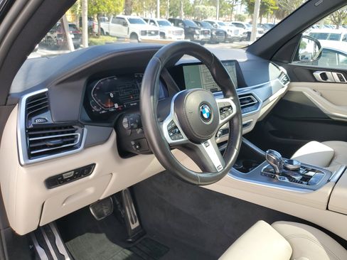 Used 2022 BMW X5 sDrive40i w/ M Sport Package image 23